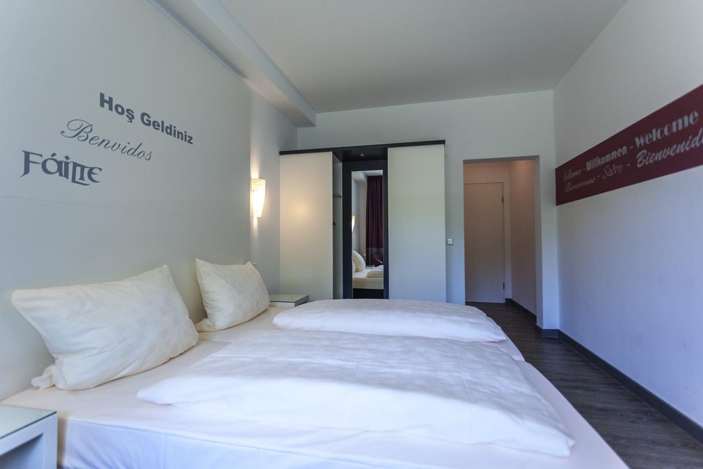 Hotel Fliegendes Klassenzimmer Bad Berleburg Dış mekan fotoğraf