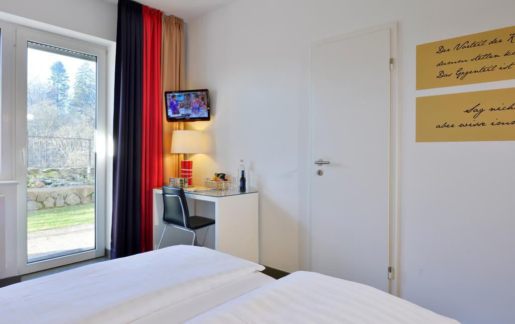 Hotel Fliegendes Klassenzimmer Bad Berleburg Dış mekan fotoğraf