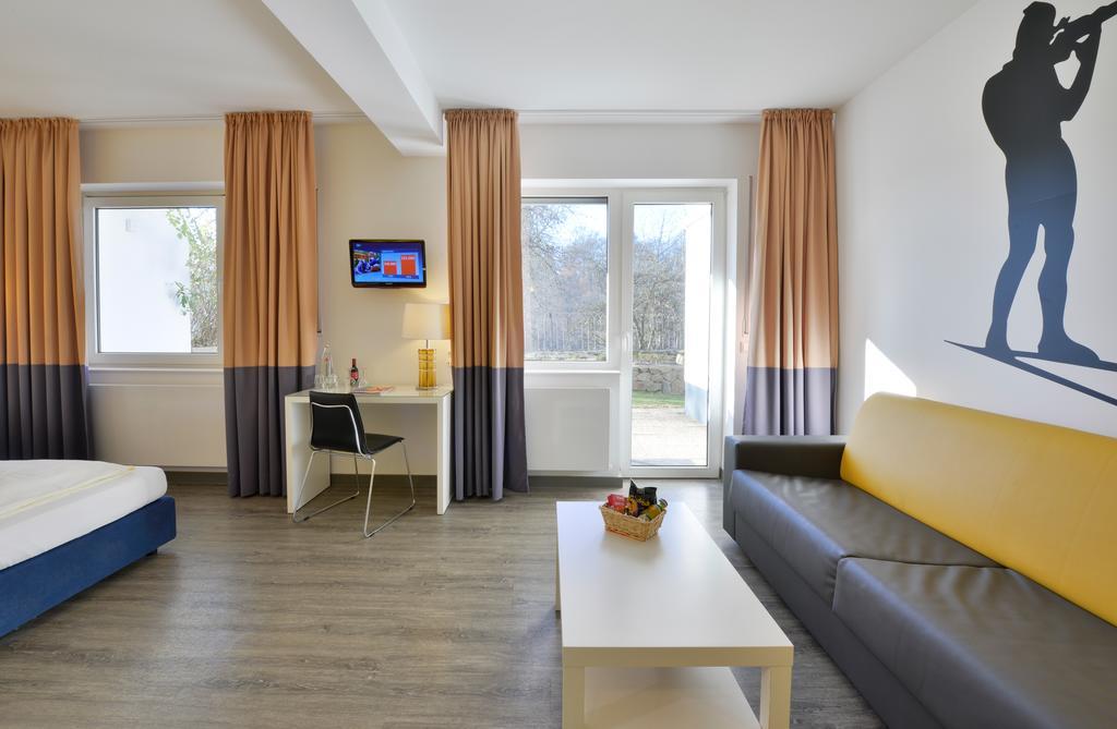 Hotel Fliegendes Klassenzimmer Bad Berleburg Dış mekan fotoğraf