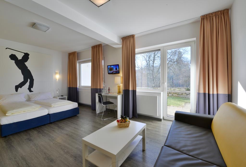 Hotel Fliegendes Klassenzimmer Bad Berleburg Dış mekan fotoğraf