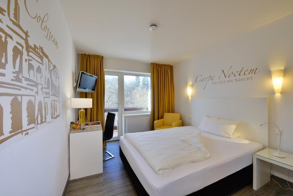 Hotel Fliegendes Klassenzimmer Bad Berleburg Dış mekan fotoğraf