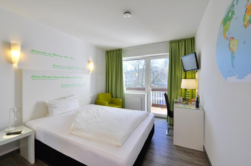 Hotel Fliegendes Klassenzimmer Bad Berleburg Dış mekan fotoğraf
